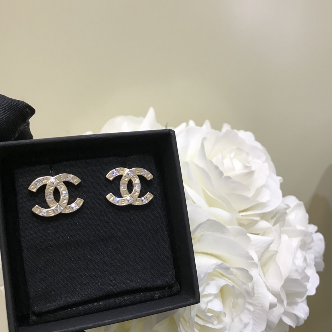 Chanel Earrings L