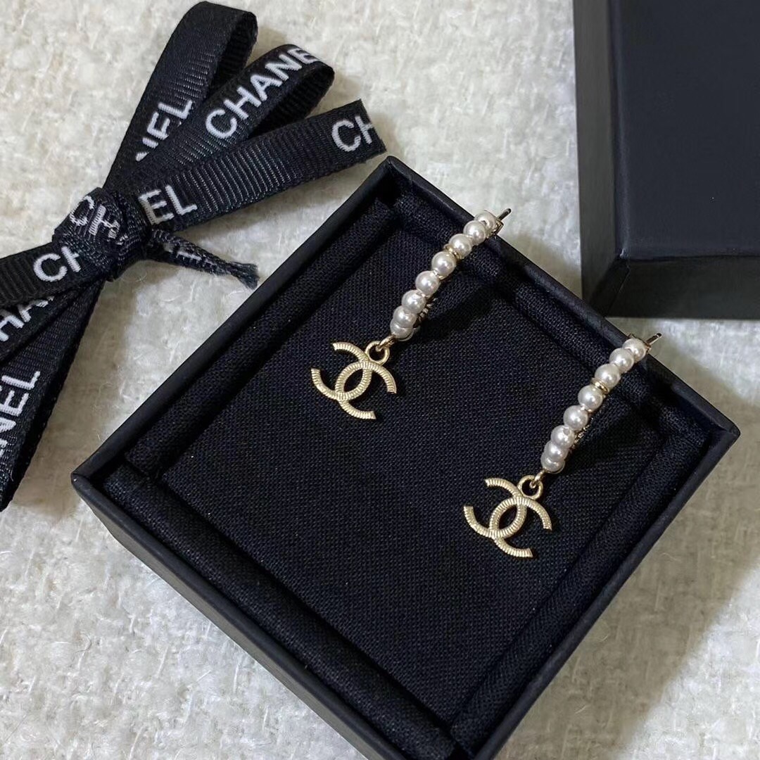 Chanel Earrings Pearl L