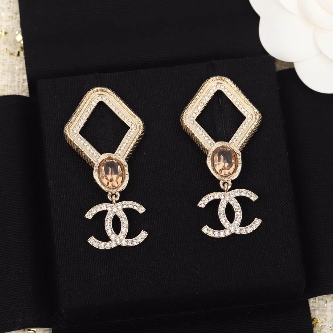 Chanel Earrings Inlaid L