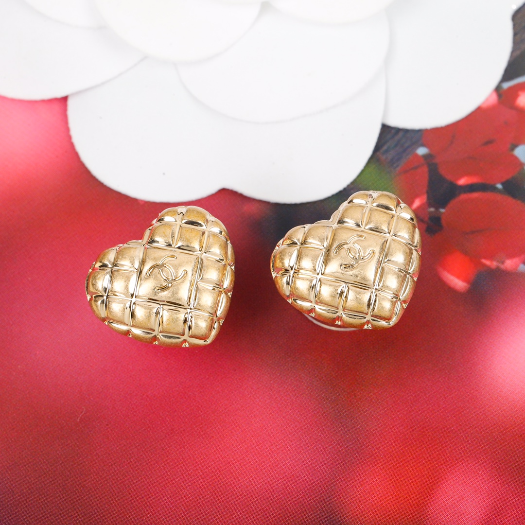 Chanel Earrings L