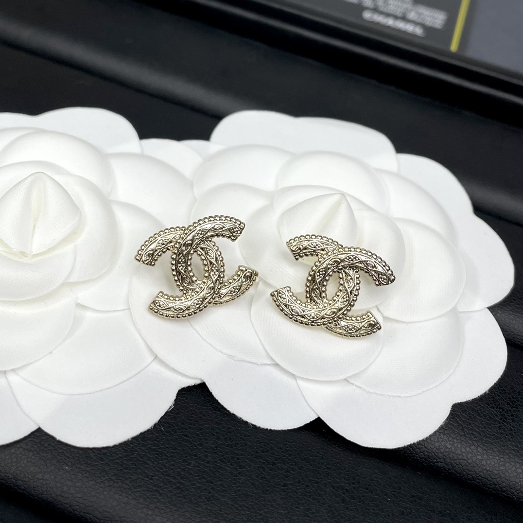 Chanel Earrings L