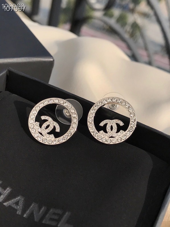 Chanel Earrings Gold L