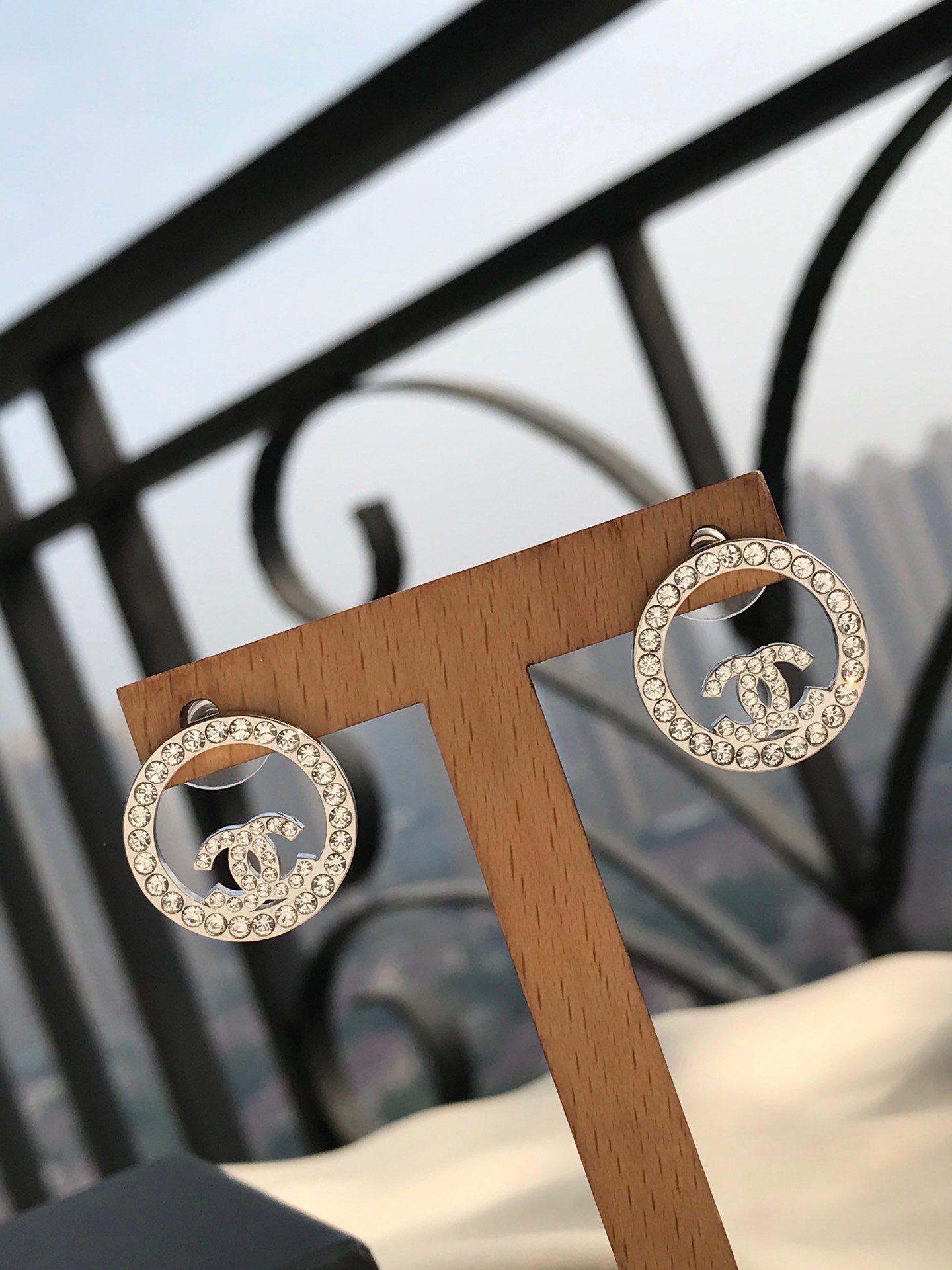 Chanel Earrings Gold L