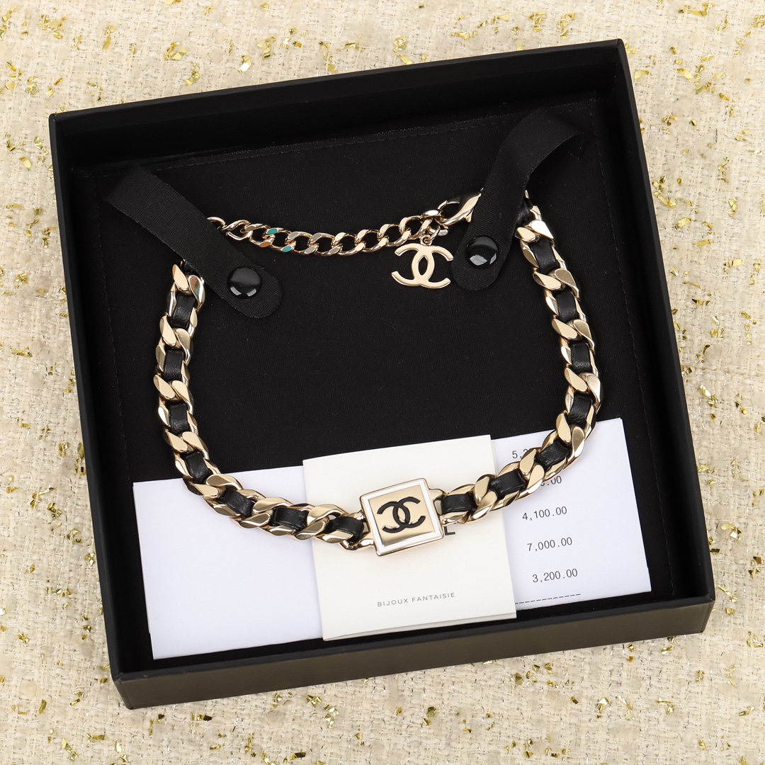 Chanel Necklace L