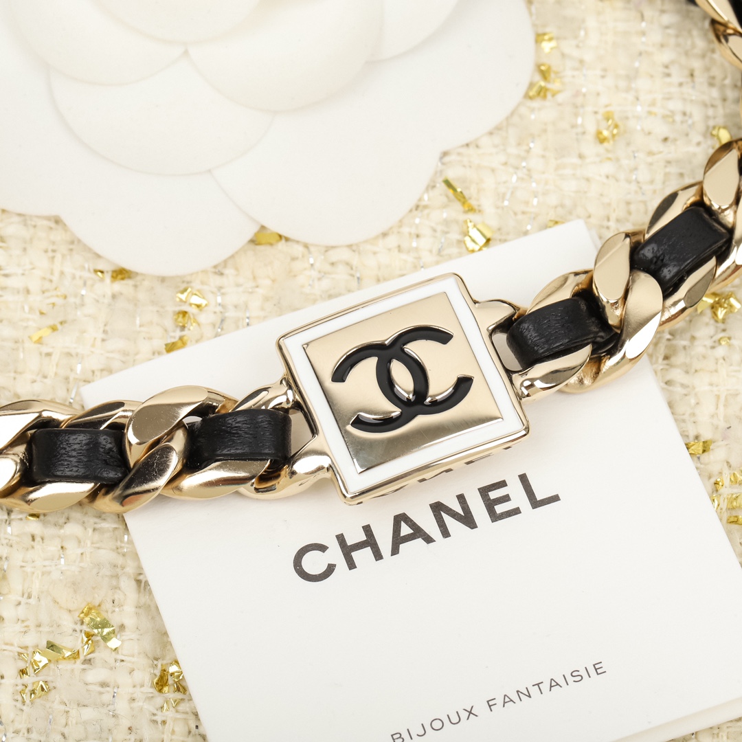 Chanel Necklace L