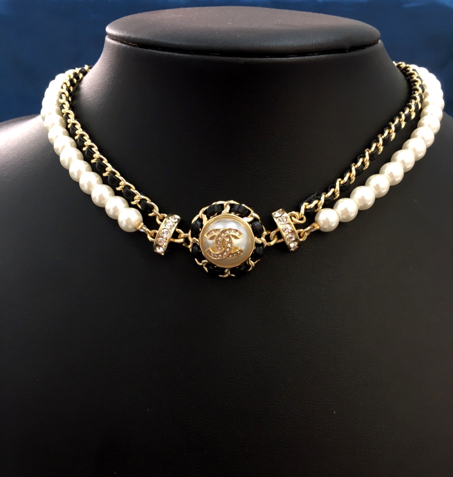 Chanel Necklace Pearl L