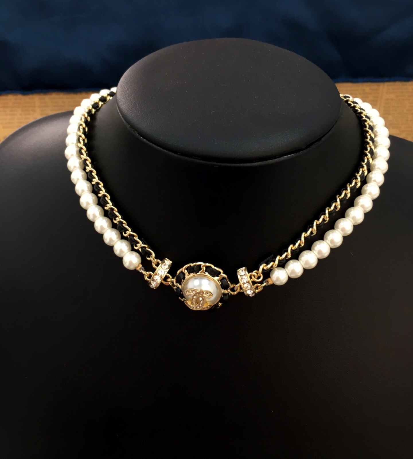 Chanel Necklace Pearl L
