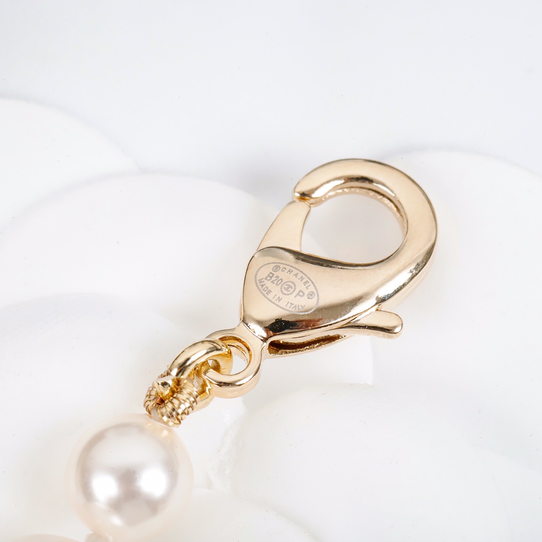 Chanel Bracelet Pearl L