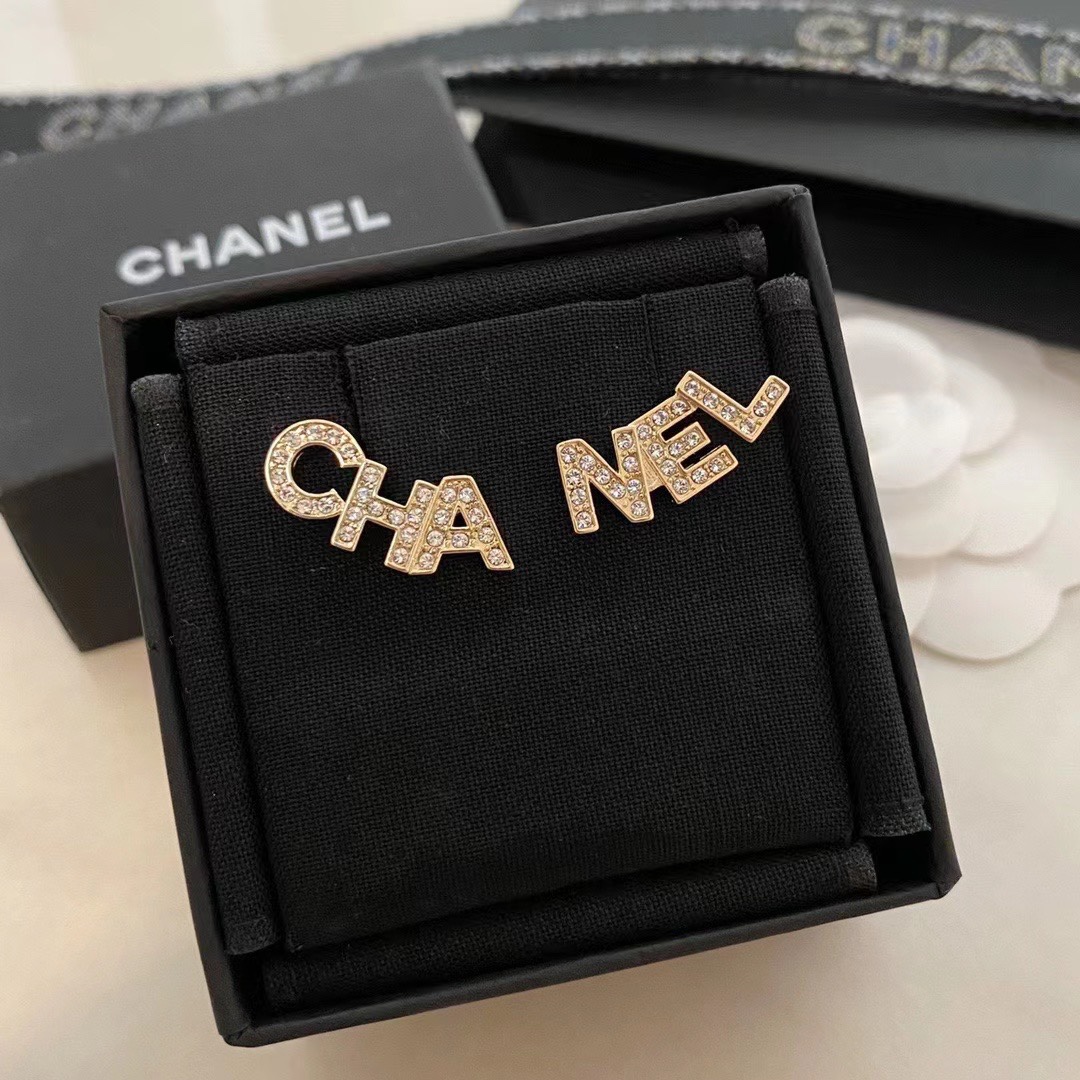 Chanel Earrings L