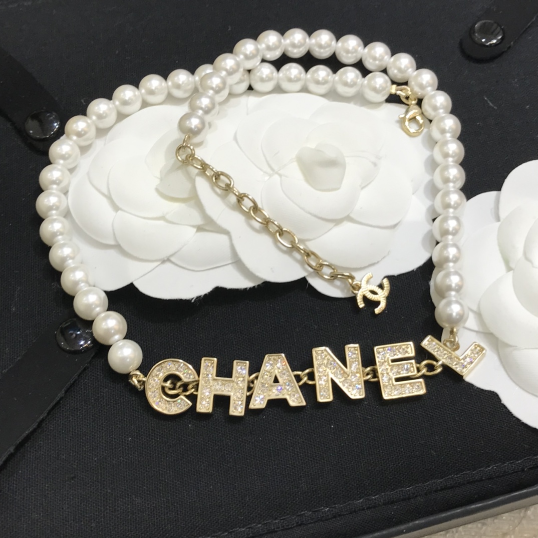 Chanel Necklace Pearl Gold L