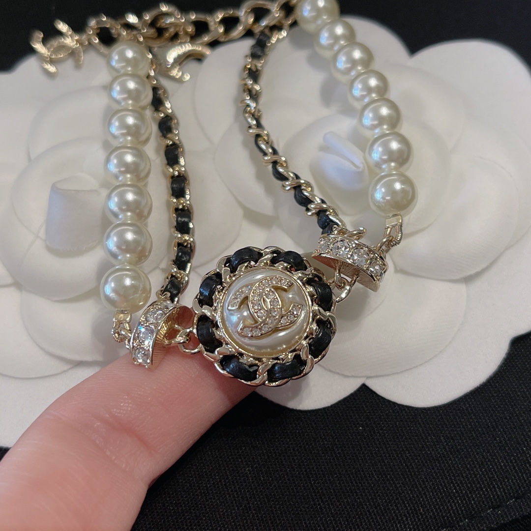 Chanel Bracelet Pearl Black Inlaid L