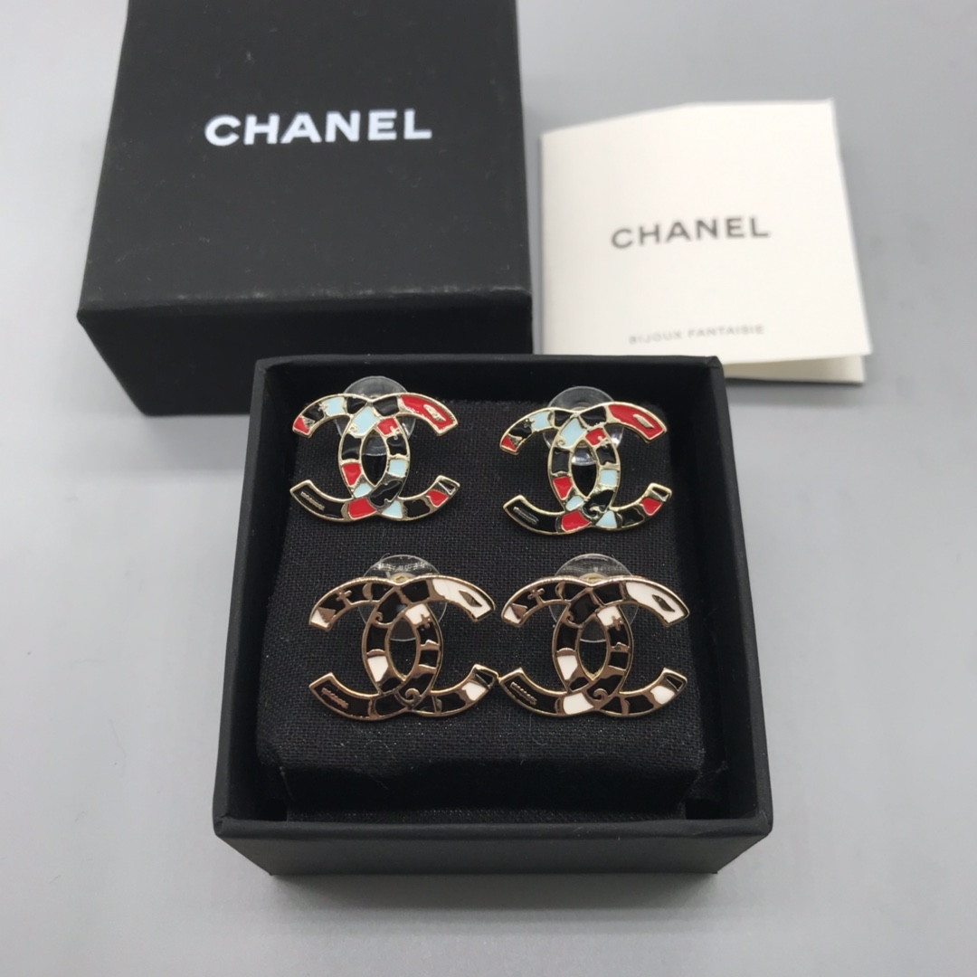 Chanel Earrings L