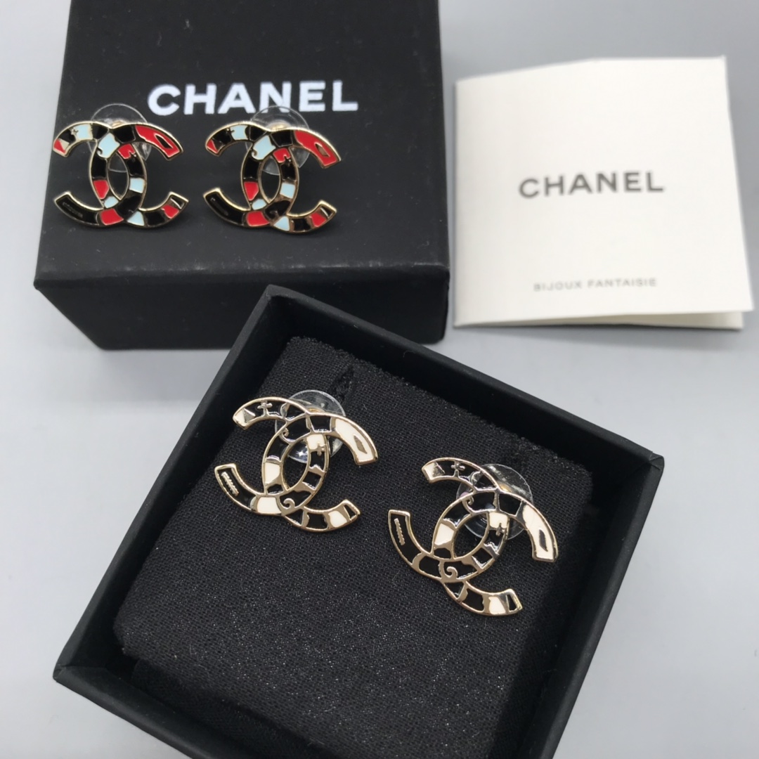 Chanel Earrings L
