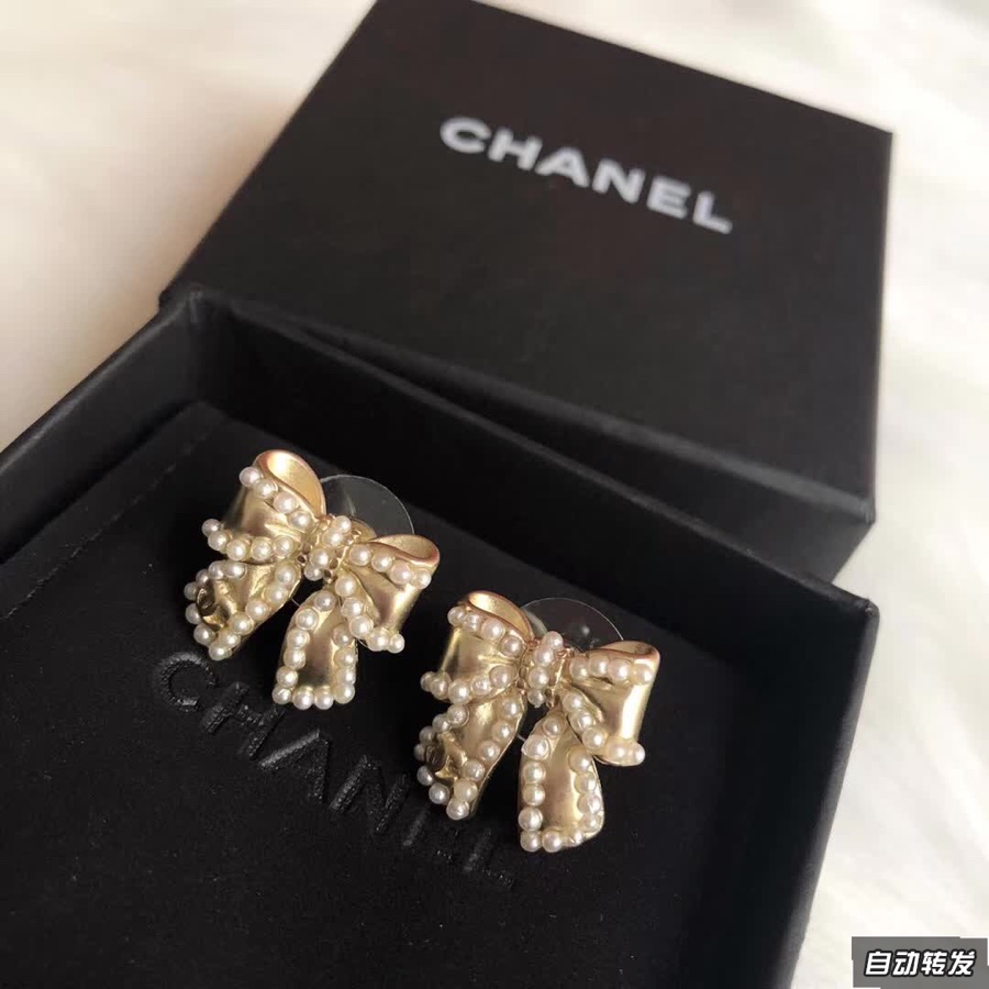 Chanel Earrings Silver S-l