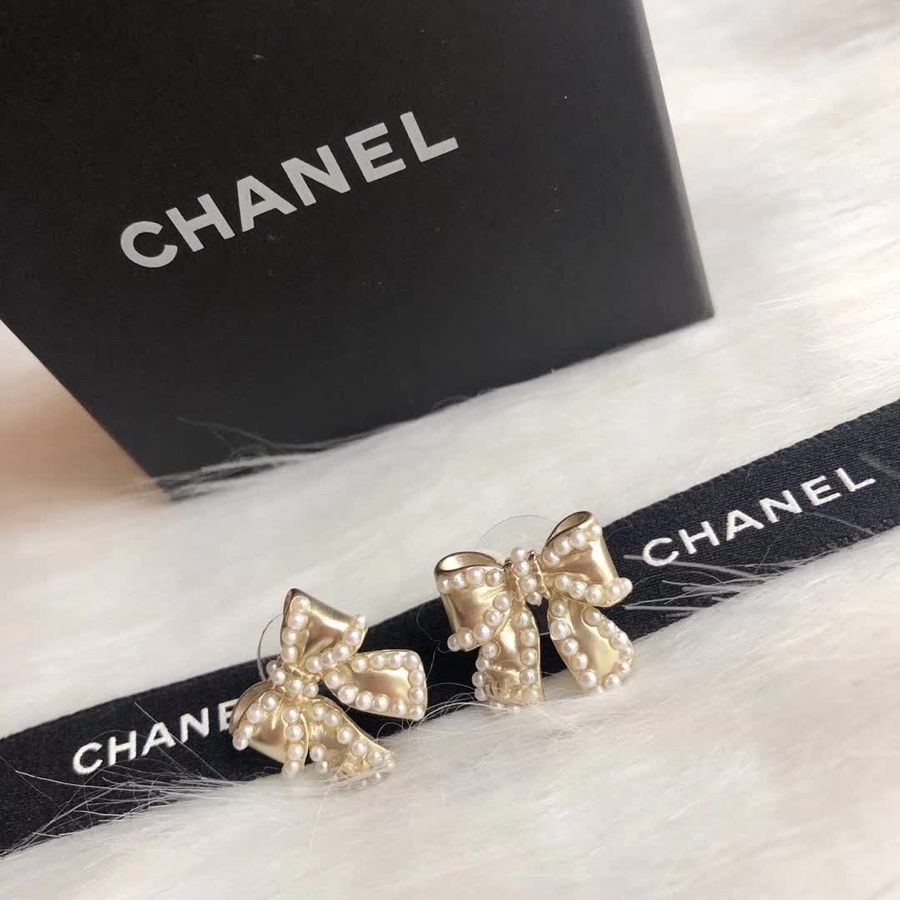 Chanel Earrings Silver S-l