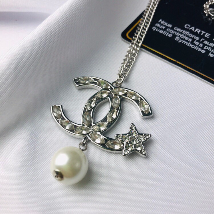 Chanel Necklace L