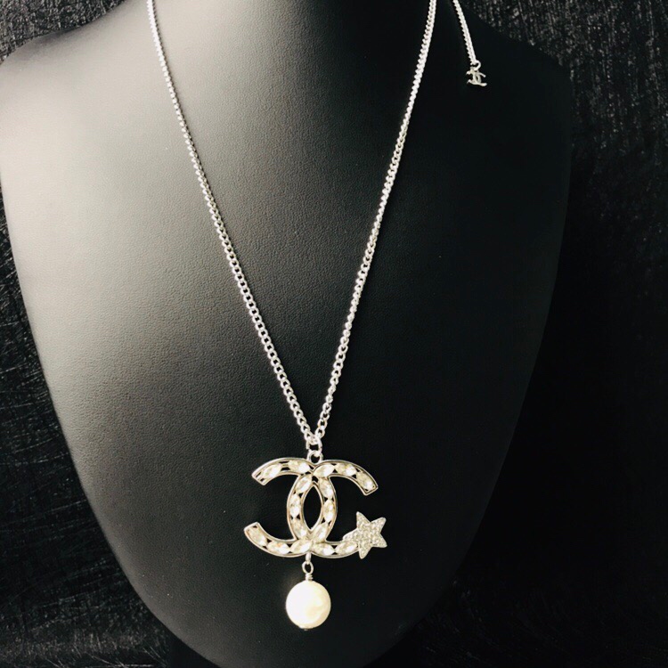 Chanel Necklace L