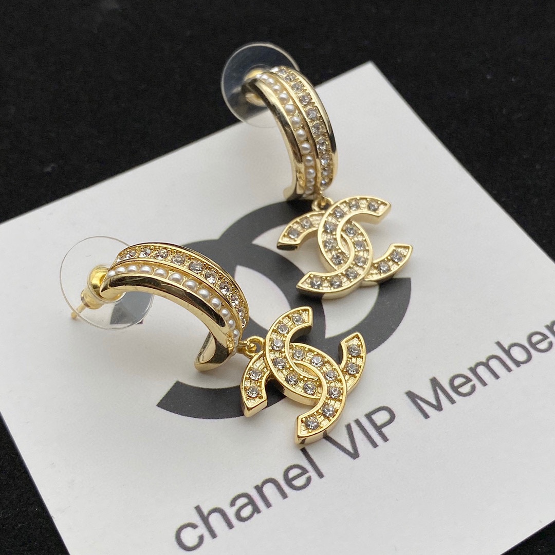 Chanel Earrings Pearl L