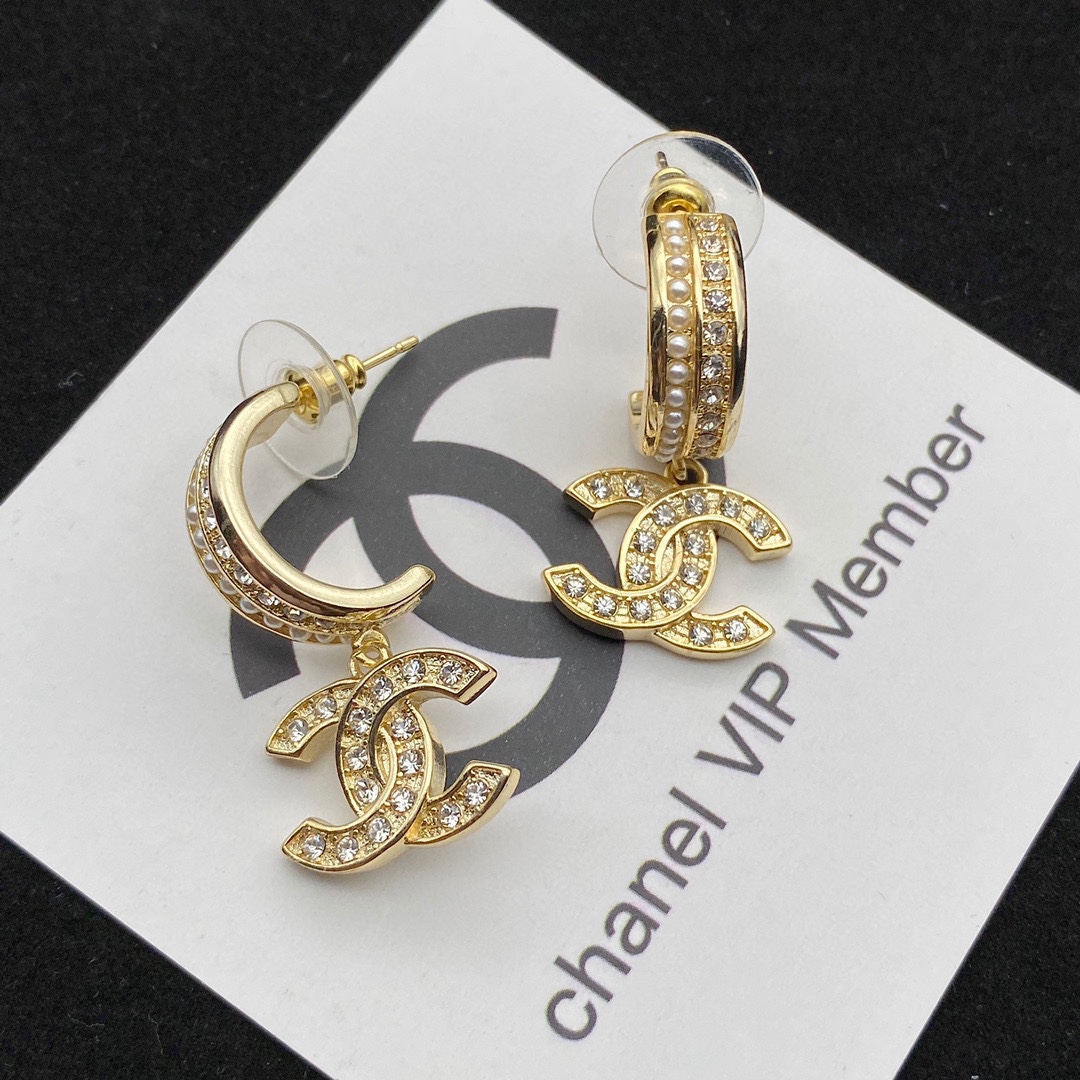 Chanel Earrings Pearl L