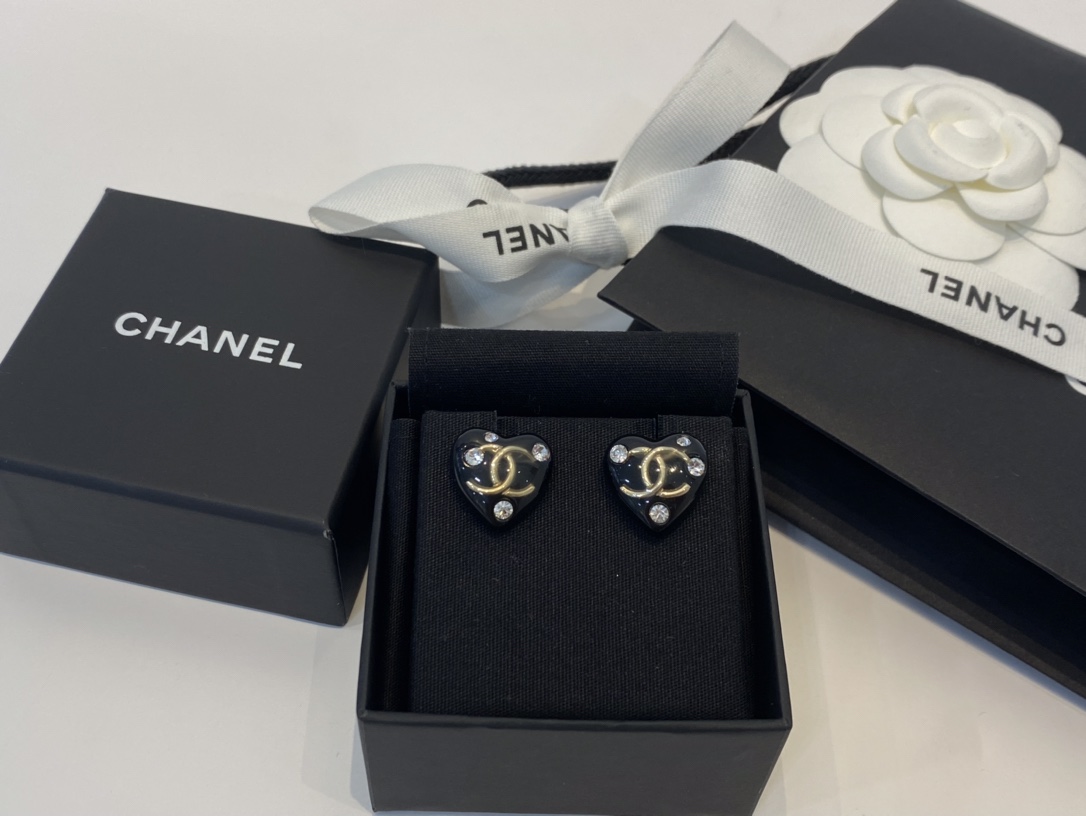 Chanel Earrings L