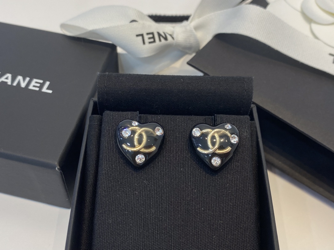 Chanel Earrings L