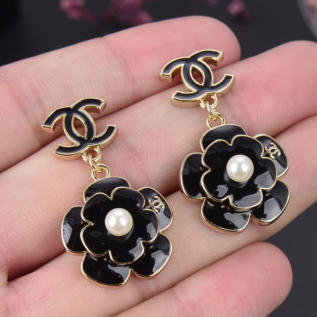 Chanel Earrings L