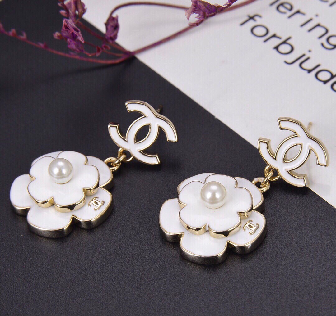 Chanel Earrings L