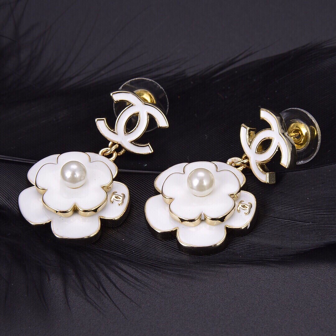 Chanel Earrings L