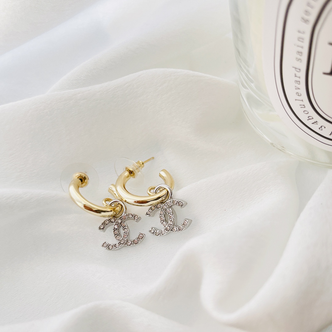 Chanel Earrings Silver S-l