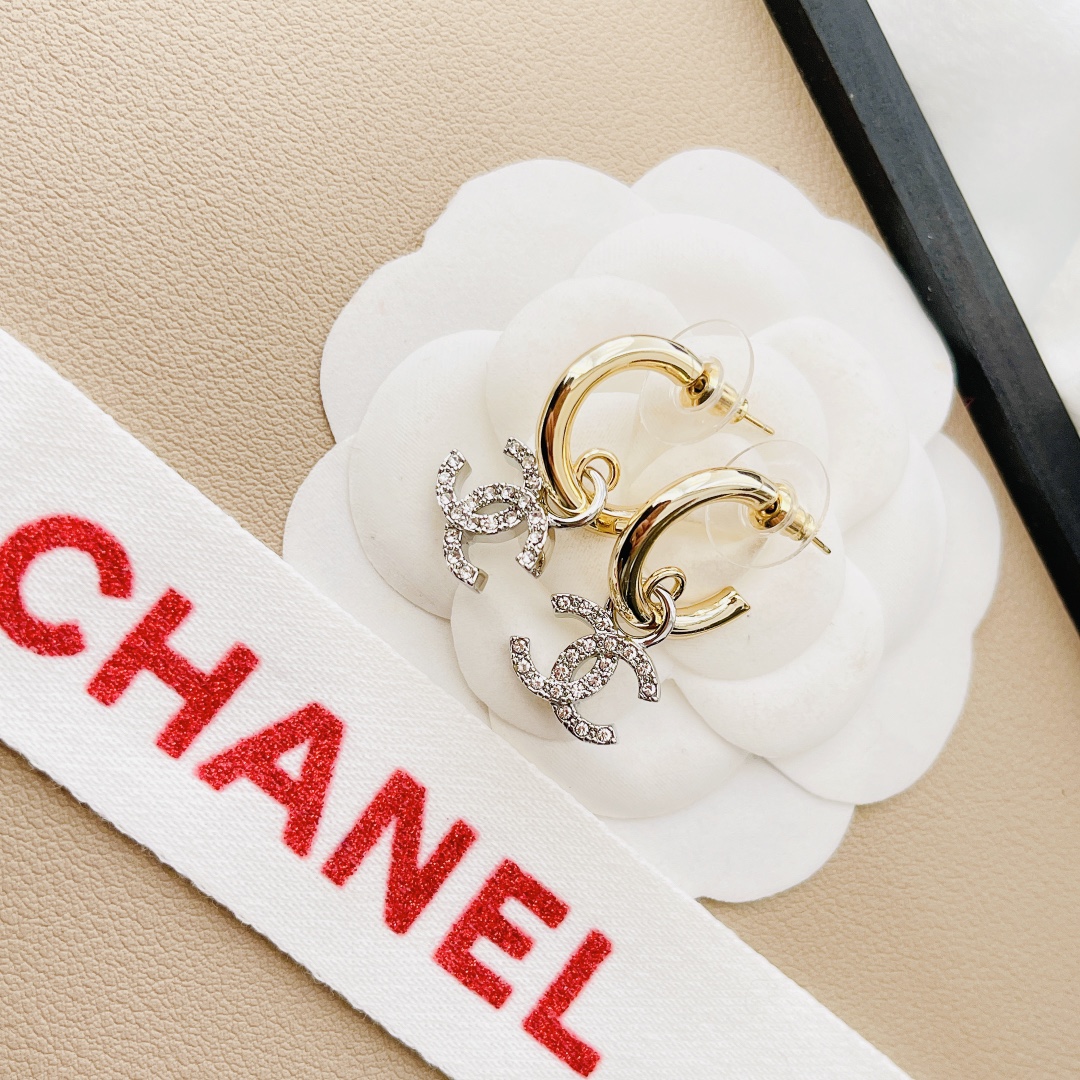 Chanel Earrings Silver S-l