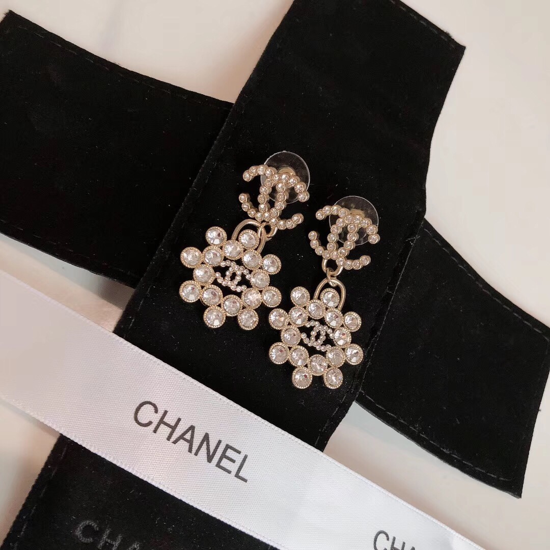 Chanel Earrings Silver S-l