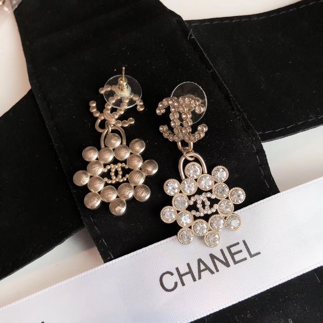 Chanel Earrings Silver S-l