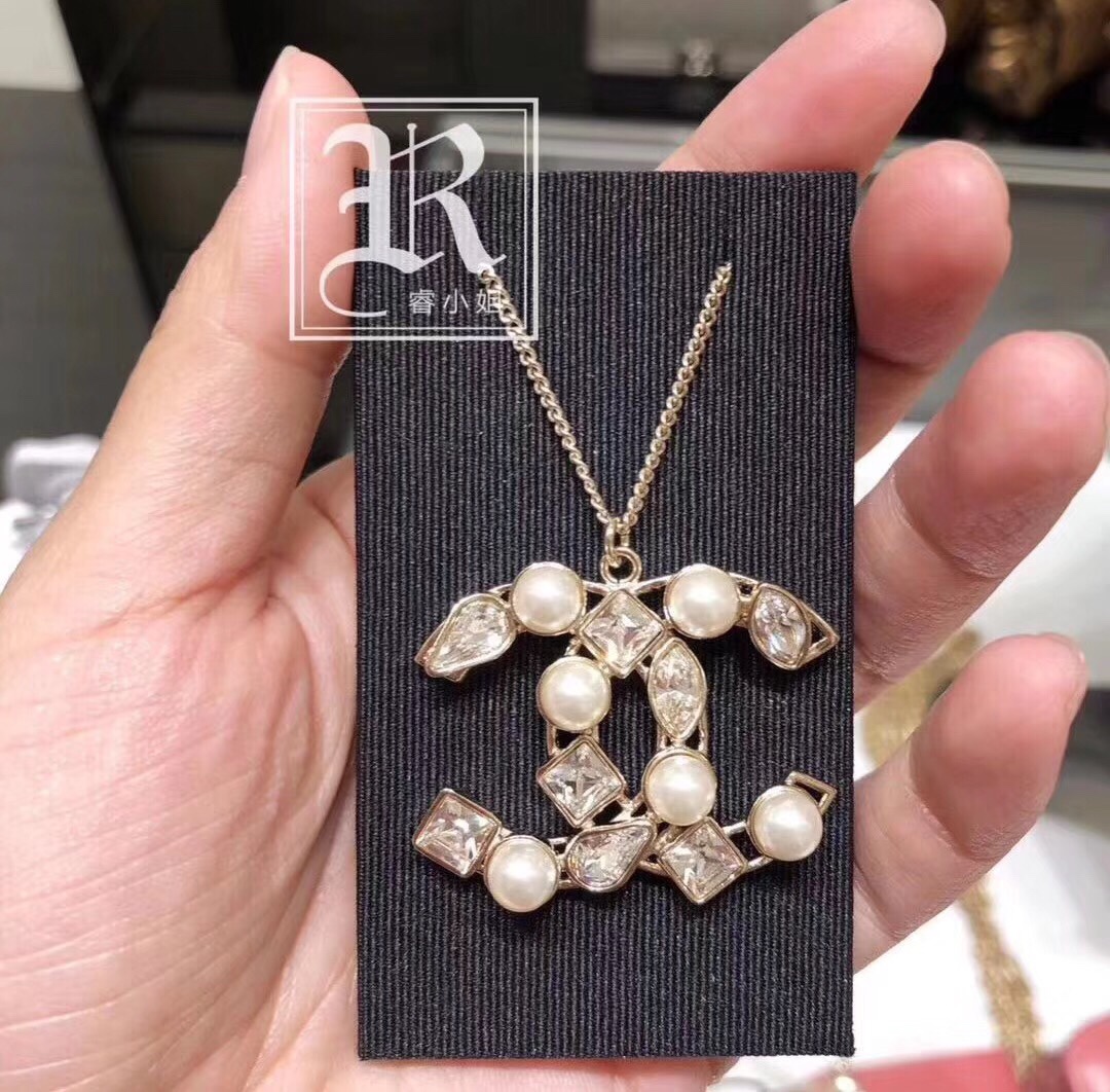 Chanel Necklace Pearl L