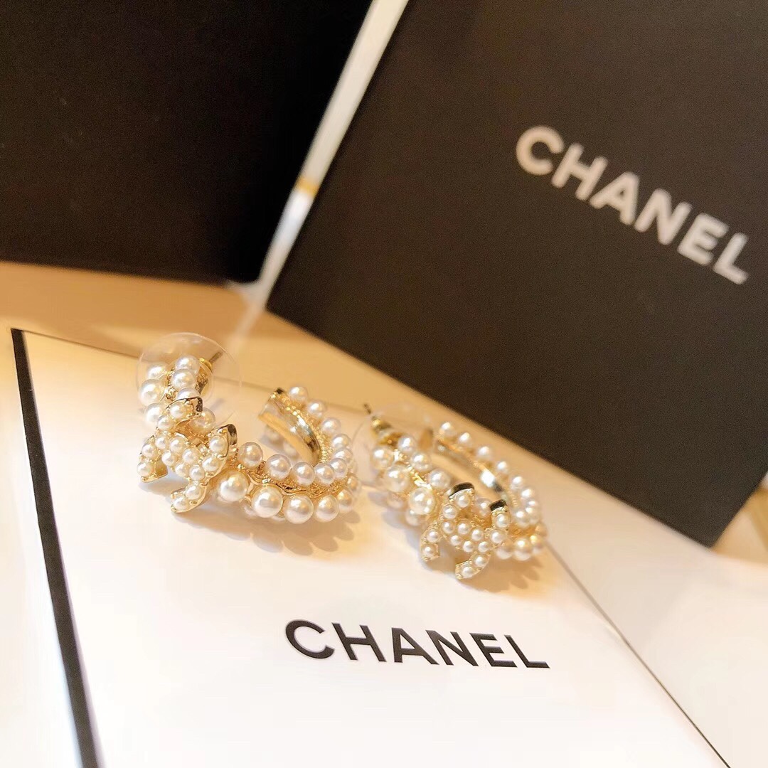 Chanel Earrings Silver S-l