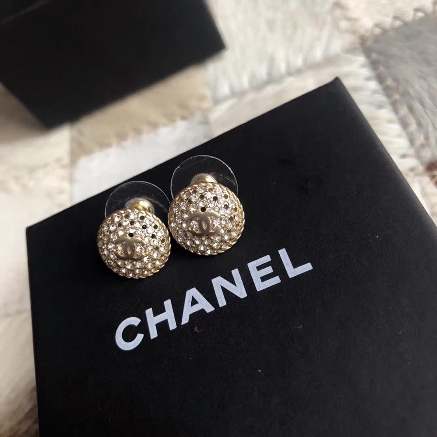 Chanel Earrings Silver S-l