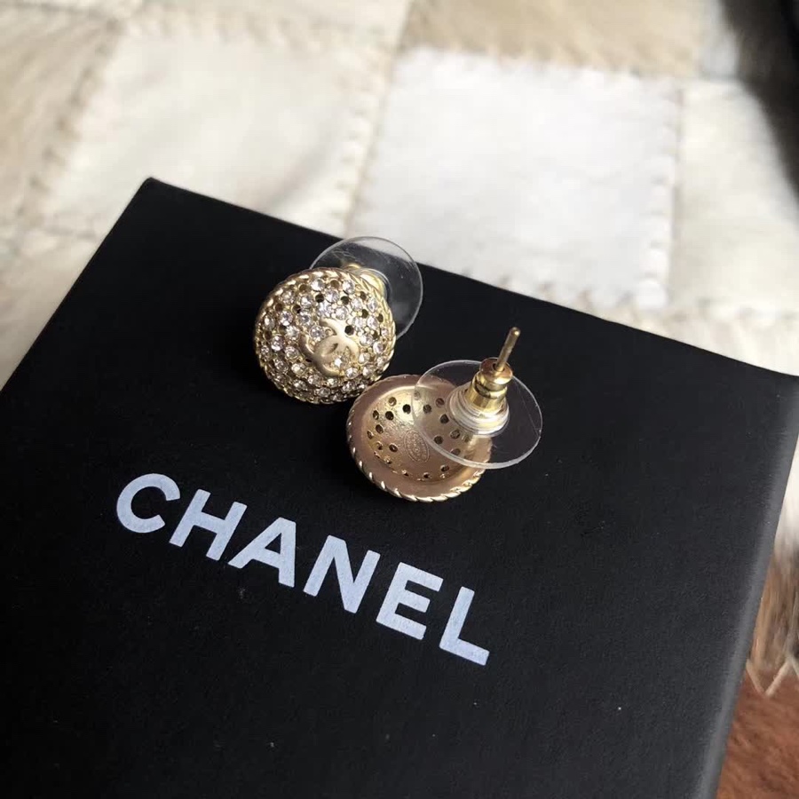 Chanel Earrings Silver S-l
