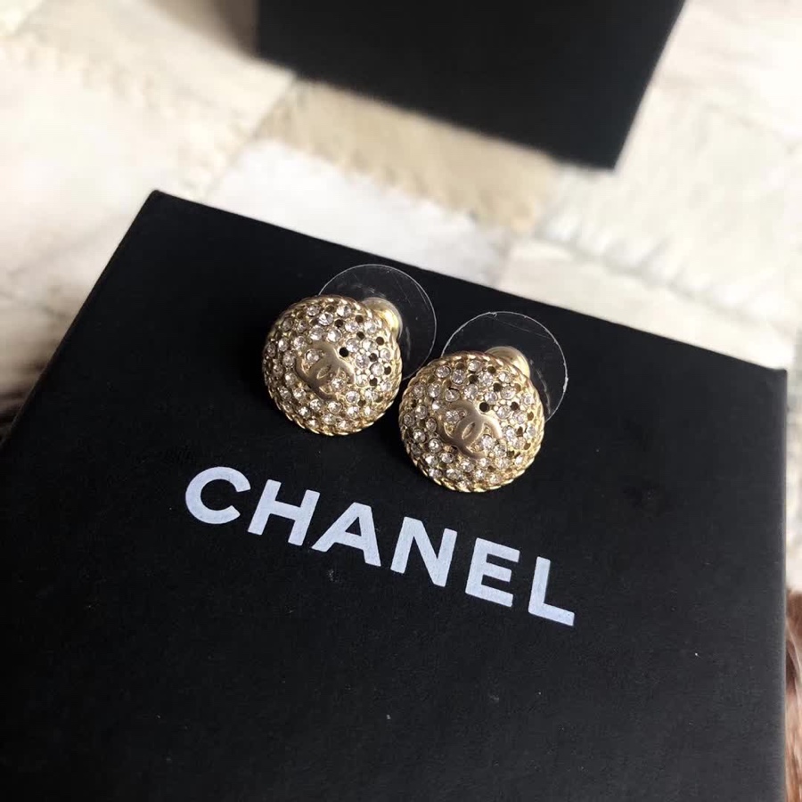 Chanel Earrings Silver S-l