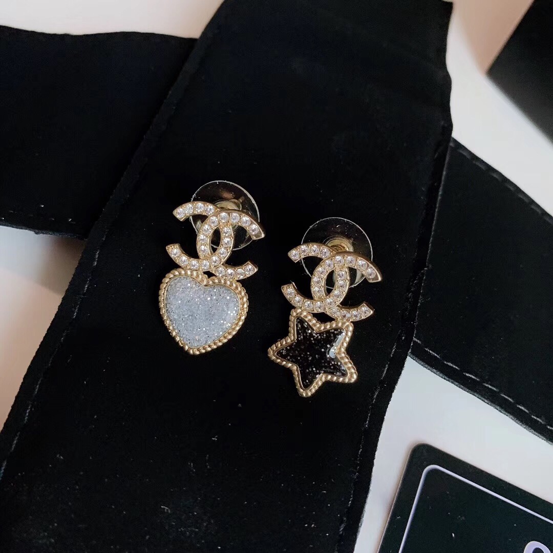 Chanel Earrings Silver S-l