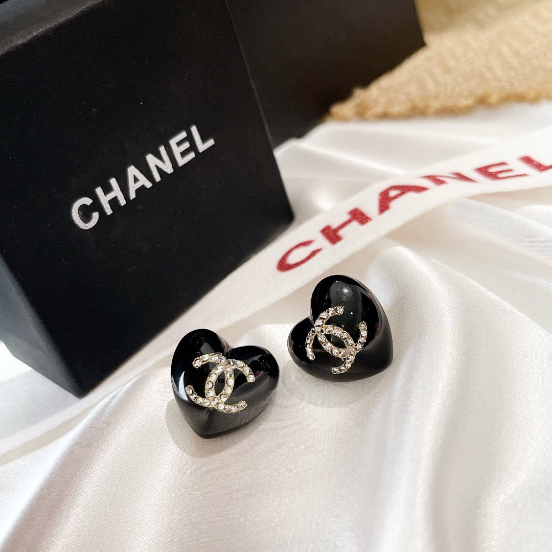 Chanel Earrings Silver S-l