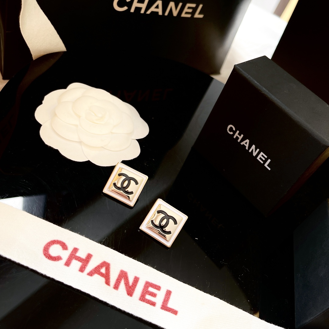 Chanel Earrings Black L