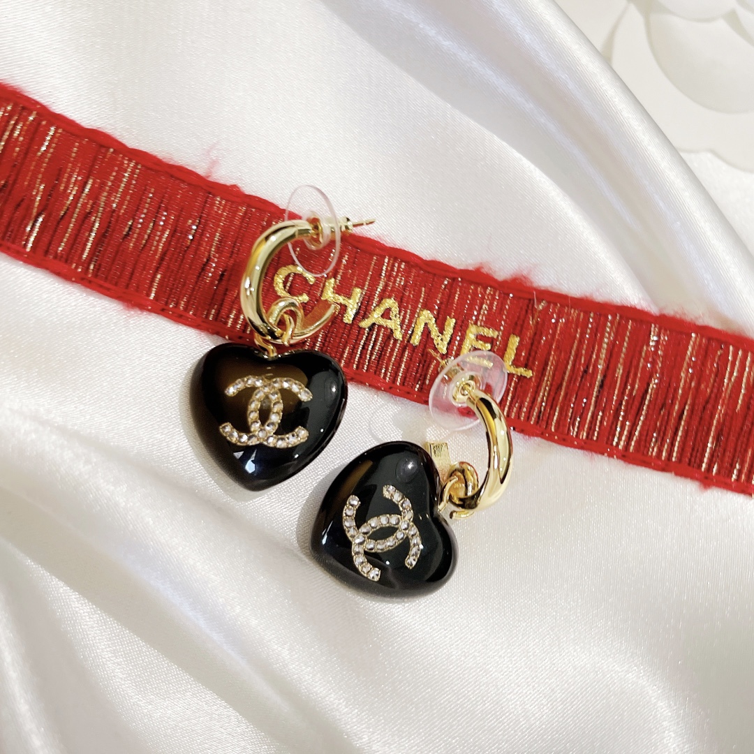 Chanel Earrings Silver S-l