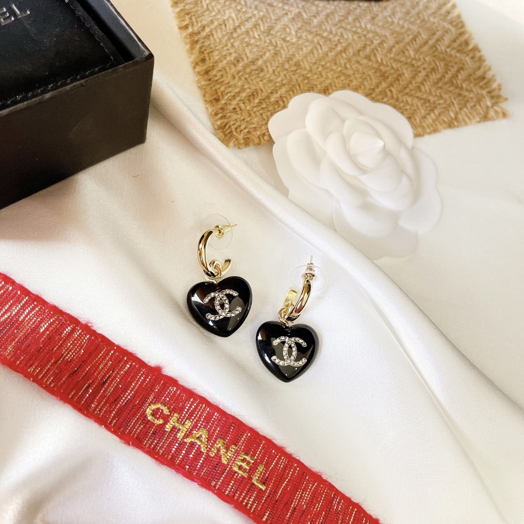 Chanel Earrings Silver S-l