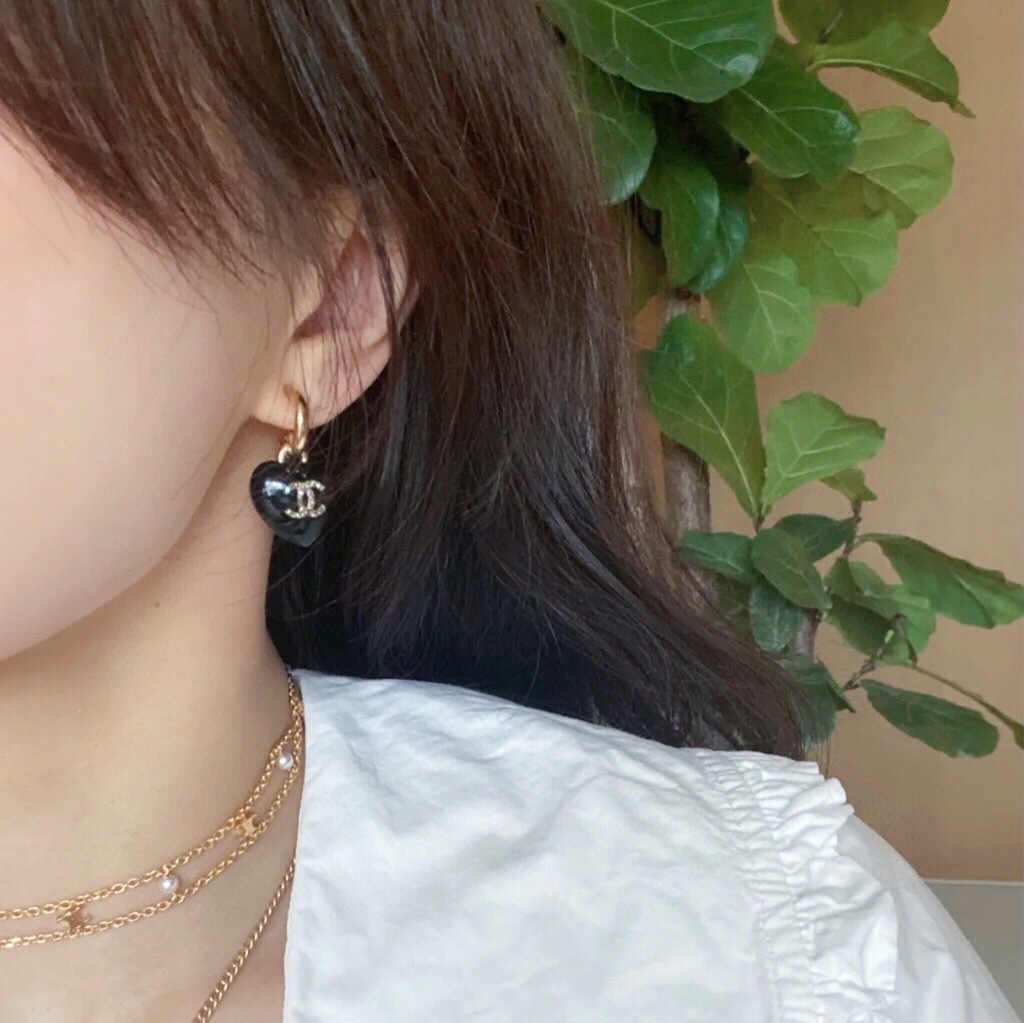 Chanel Earrings Silver S-l