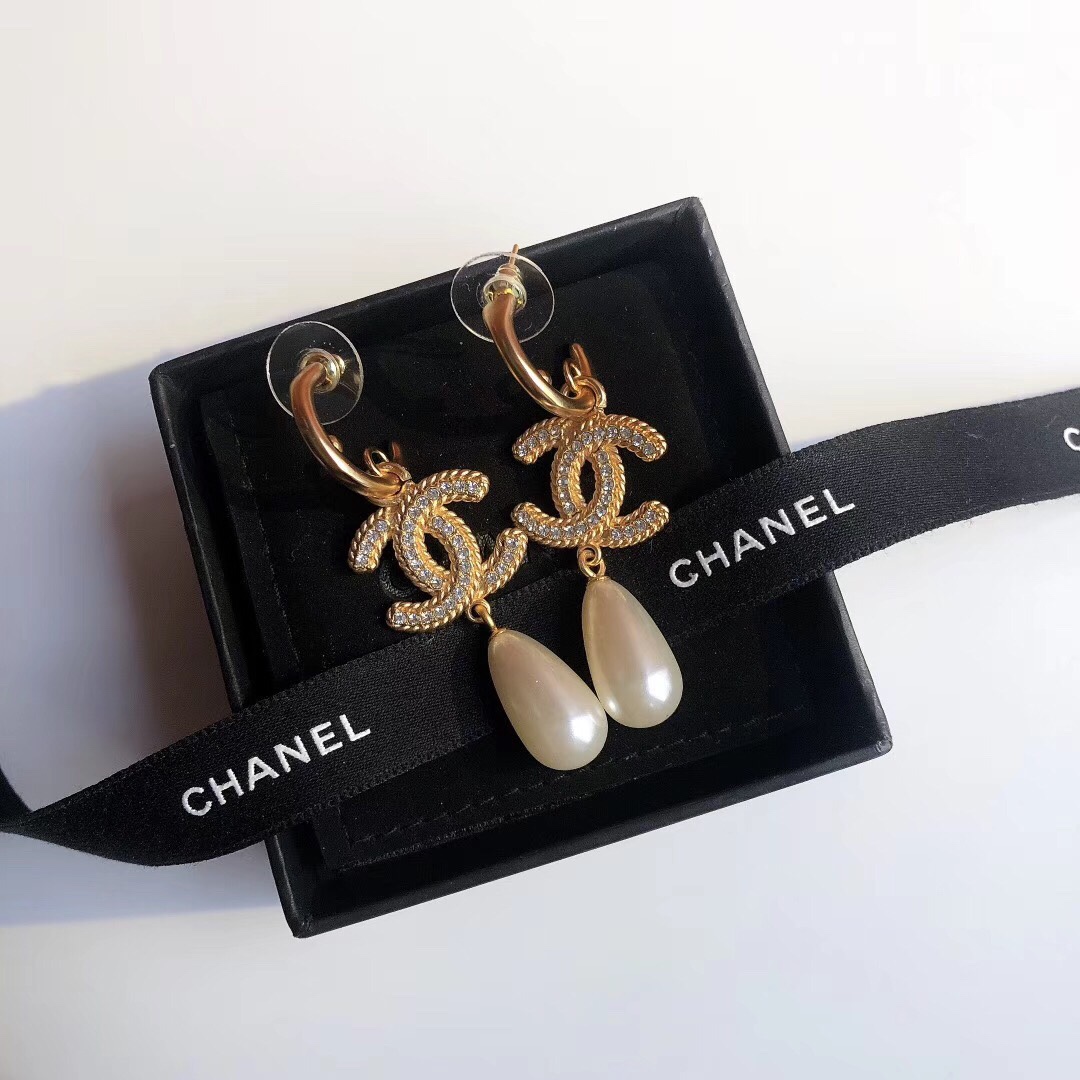 Chanel Earrings Silver S-l