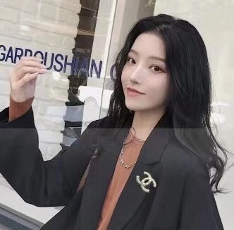 Chanel Brooch Pearl L