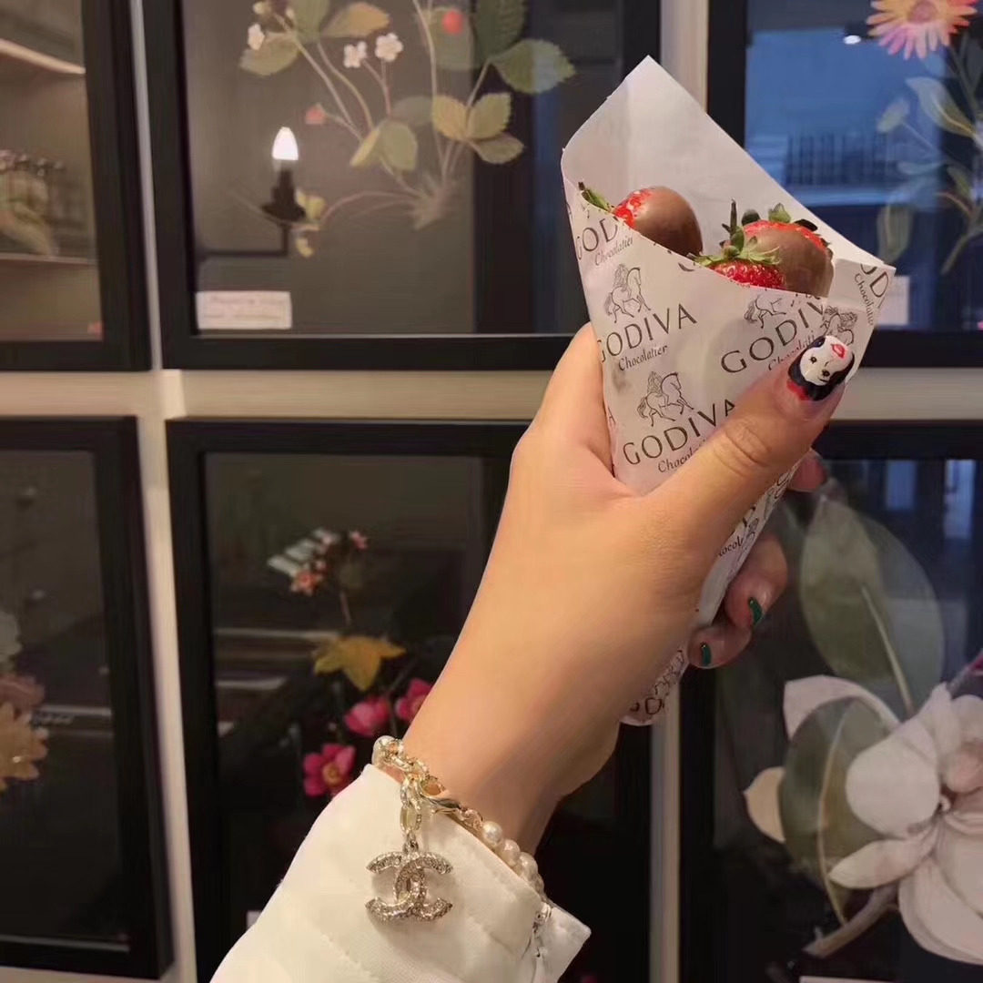 Chanel Bracelet Pearl L