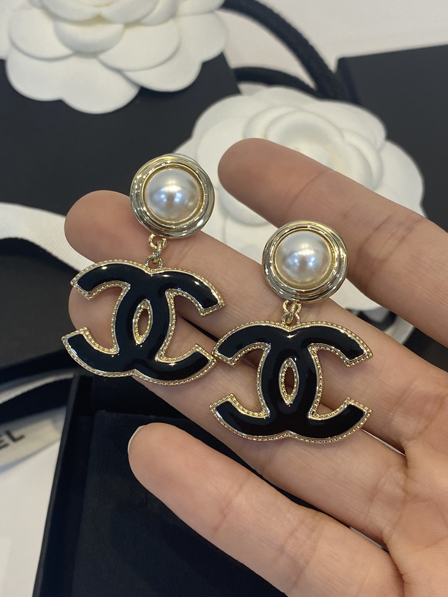 Chanel Earrings L