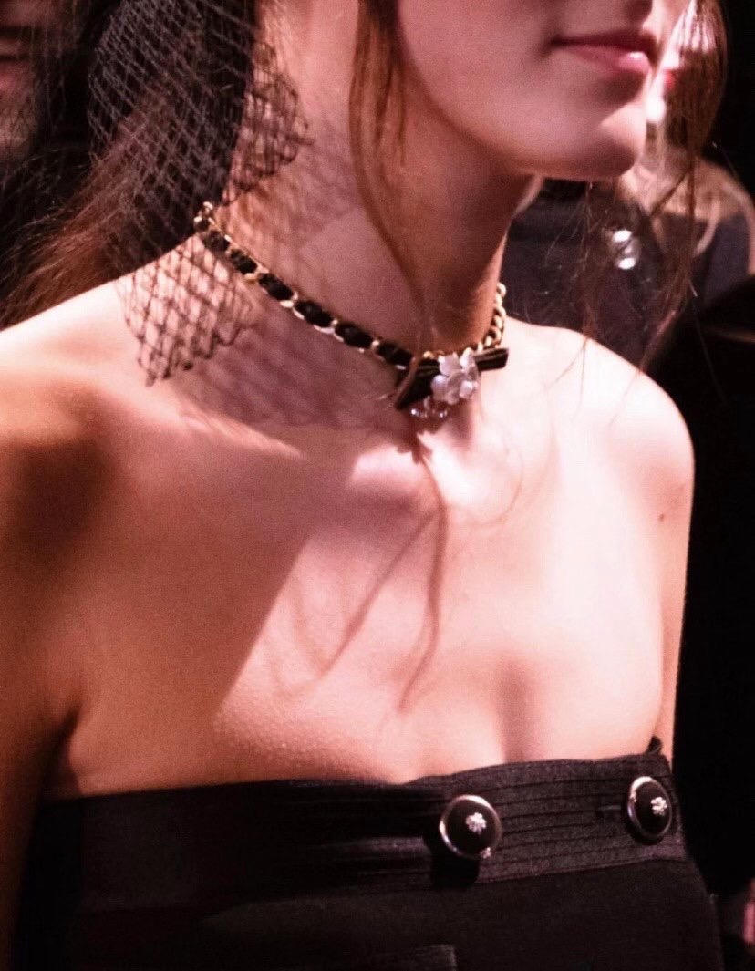 Chanel Necklace Black L