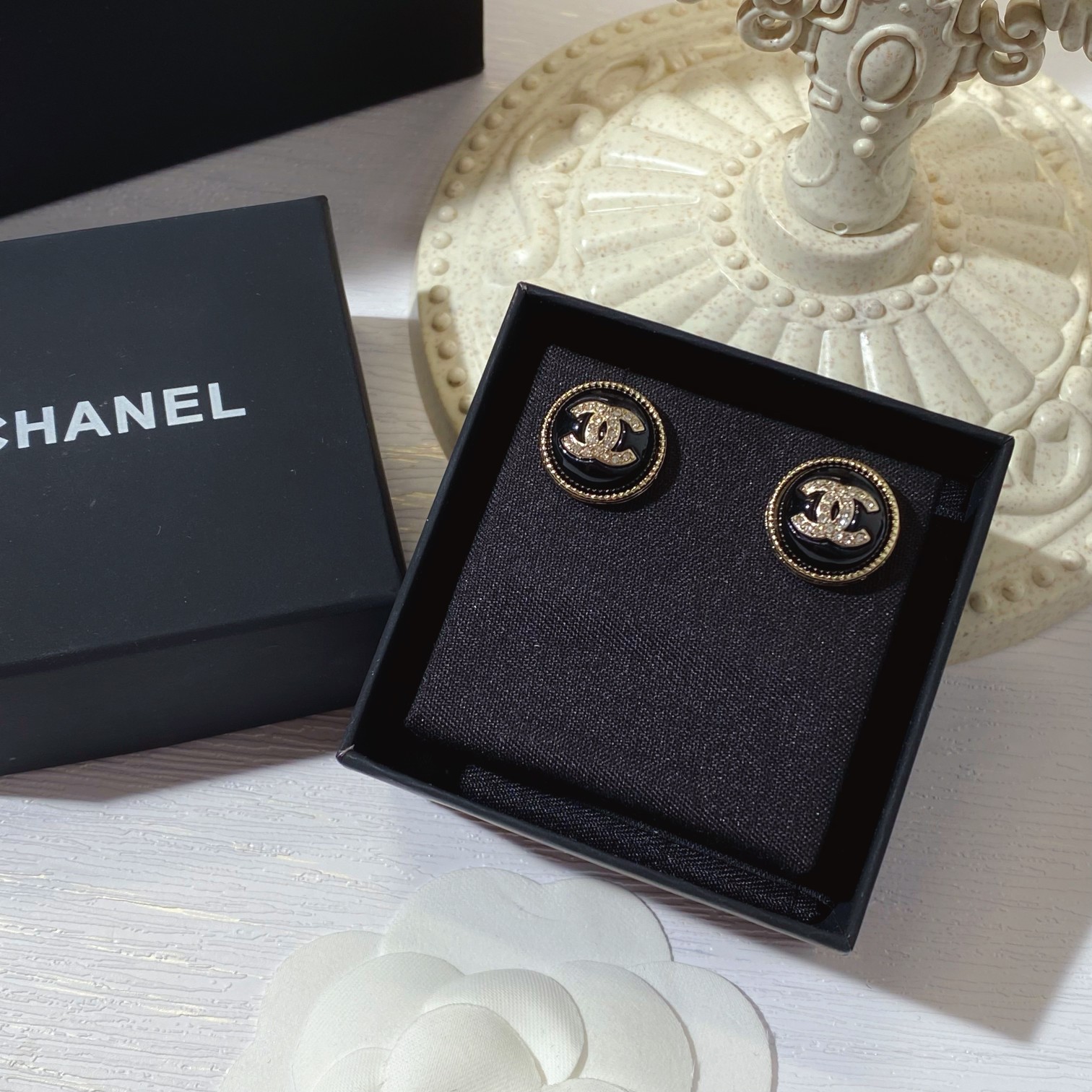 Chanel Earrings L