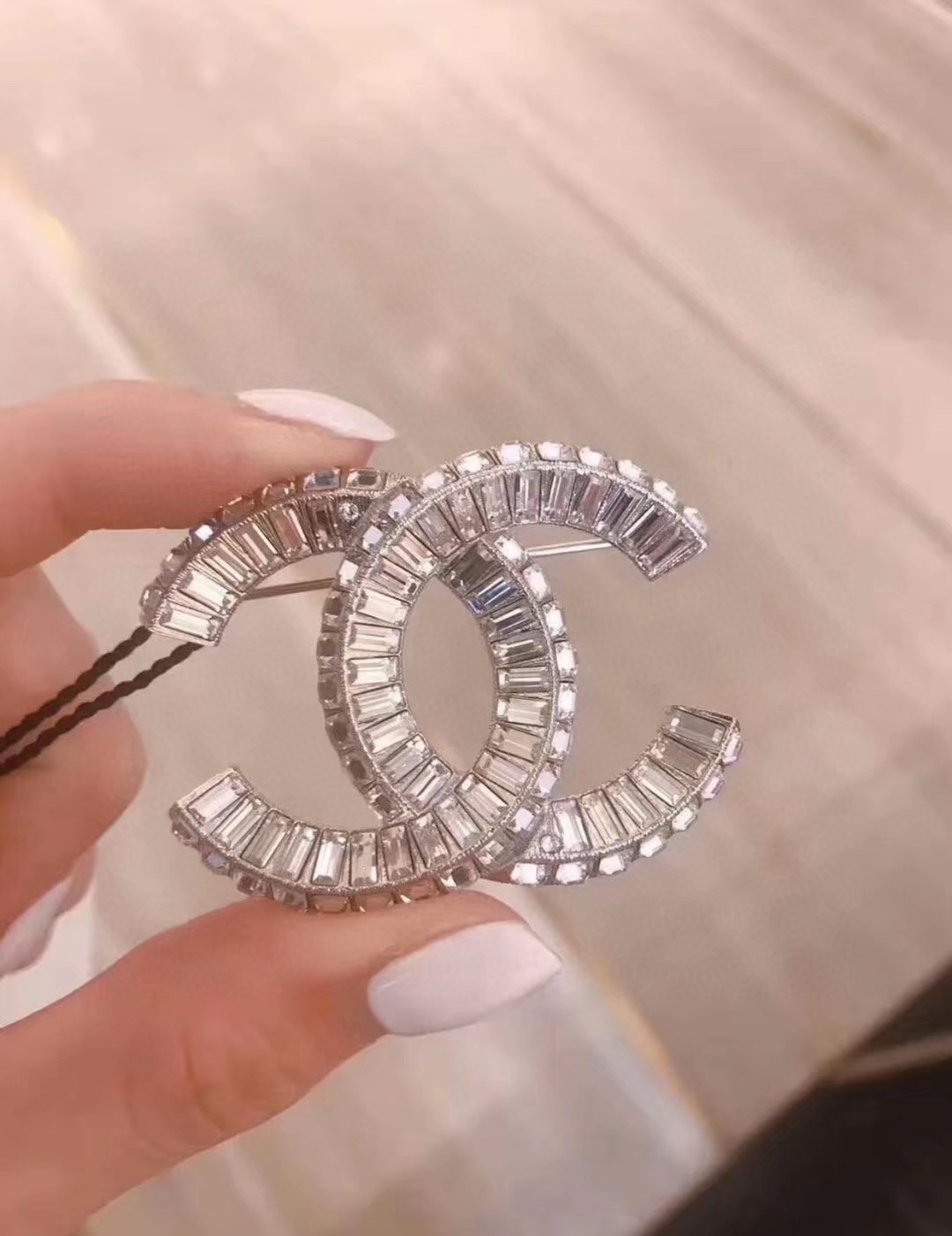 Chanel Brooch L